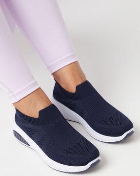 casual shoes with fabric upper