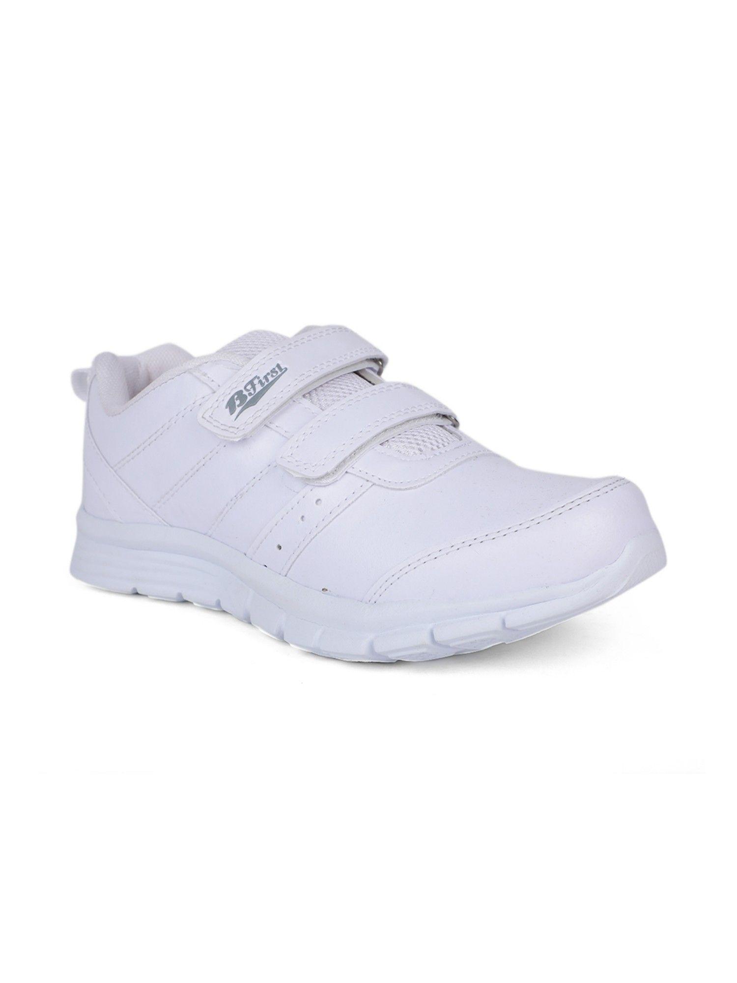 casuals for men (white)