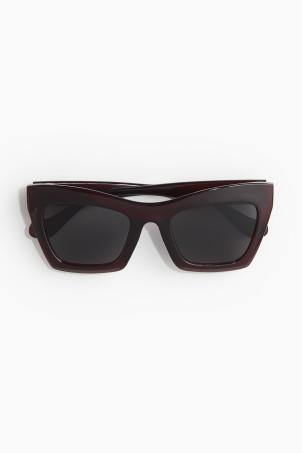 cat-eye sunglasses