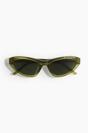 cat-eye sunglasses