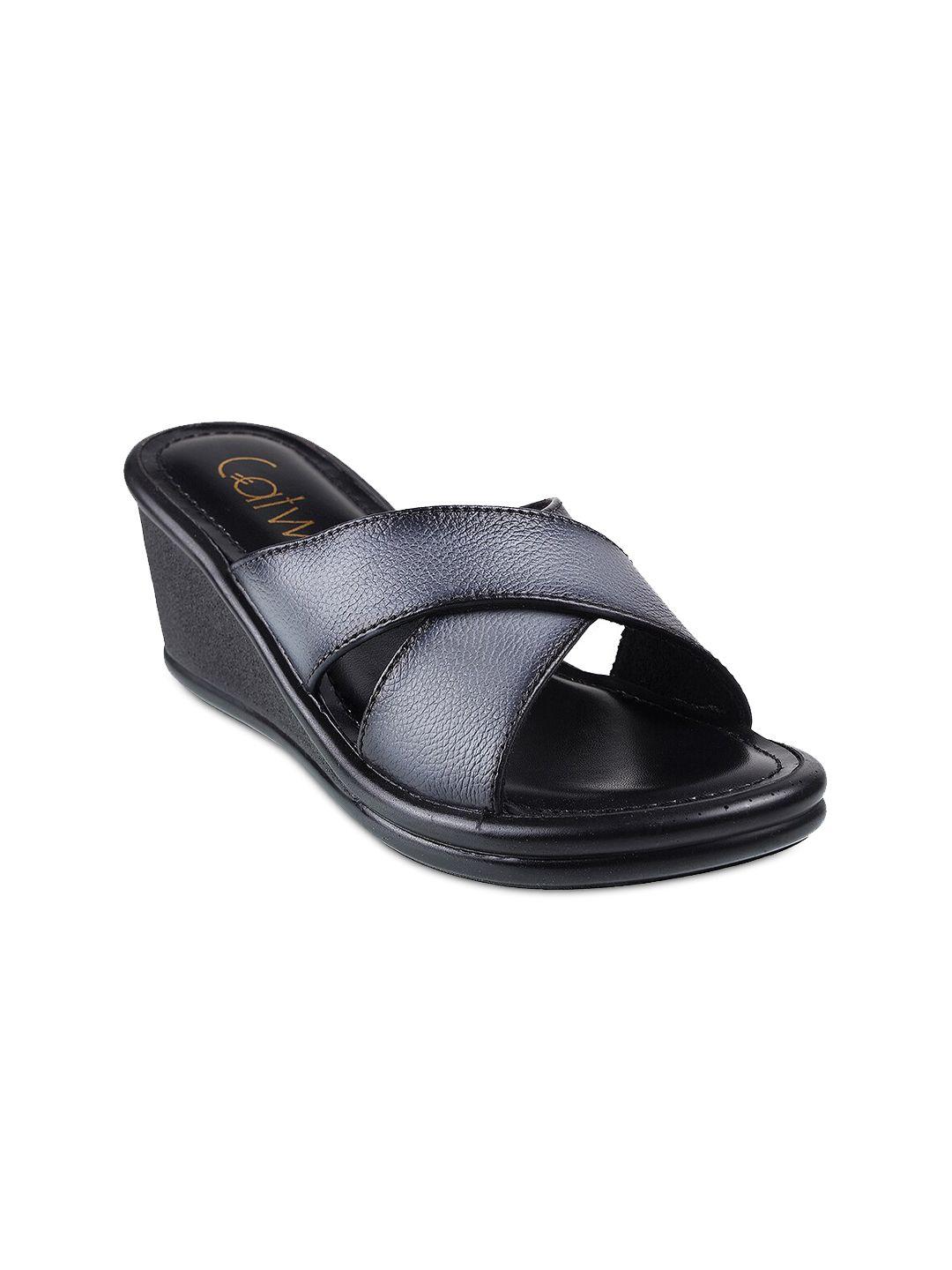 catwalk grey textured wedge heels