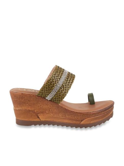 catwalk women's green toe ring wedges