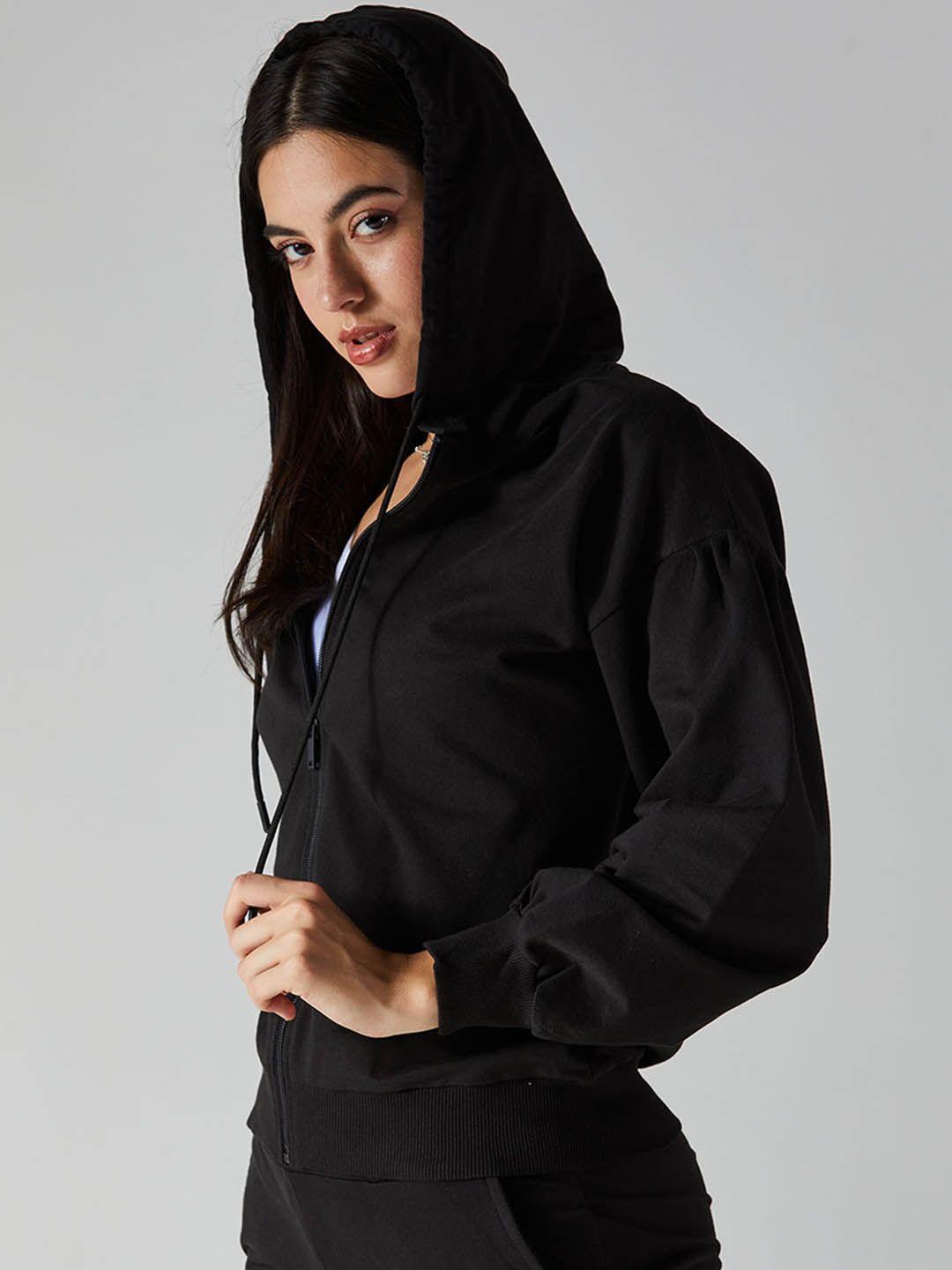 cava hooded long sleeves antimicrobial sporty jacket