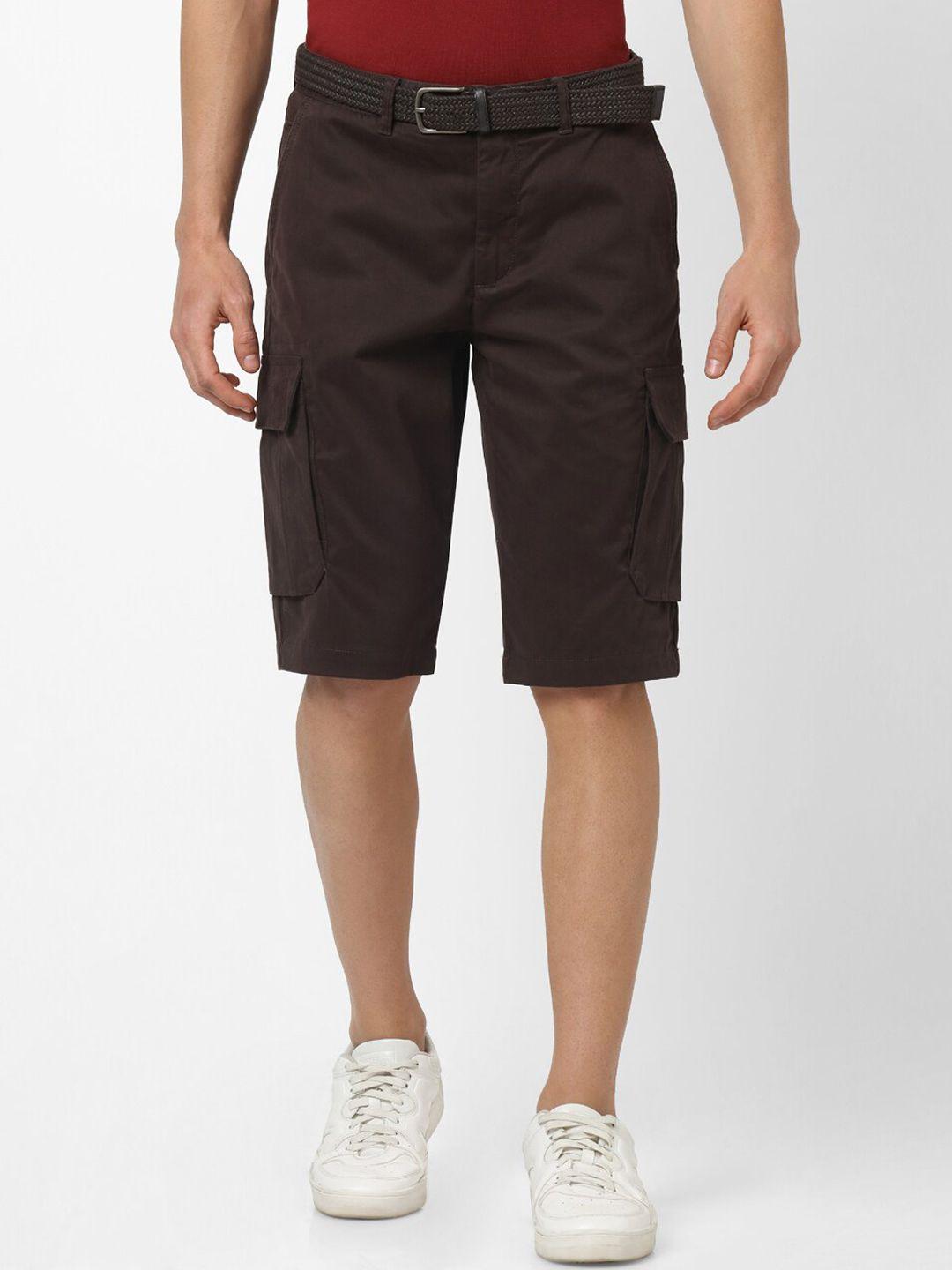 celio men brown solid regular fit cargo shorts