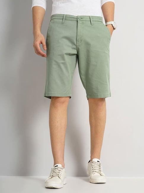 celio* green regular fit shorts