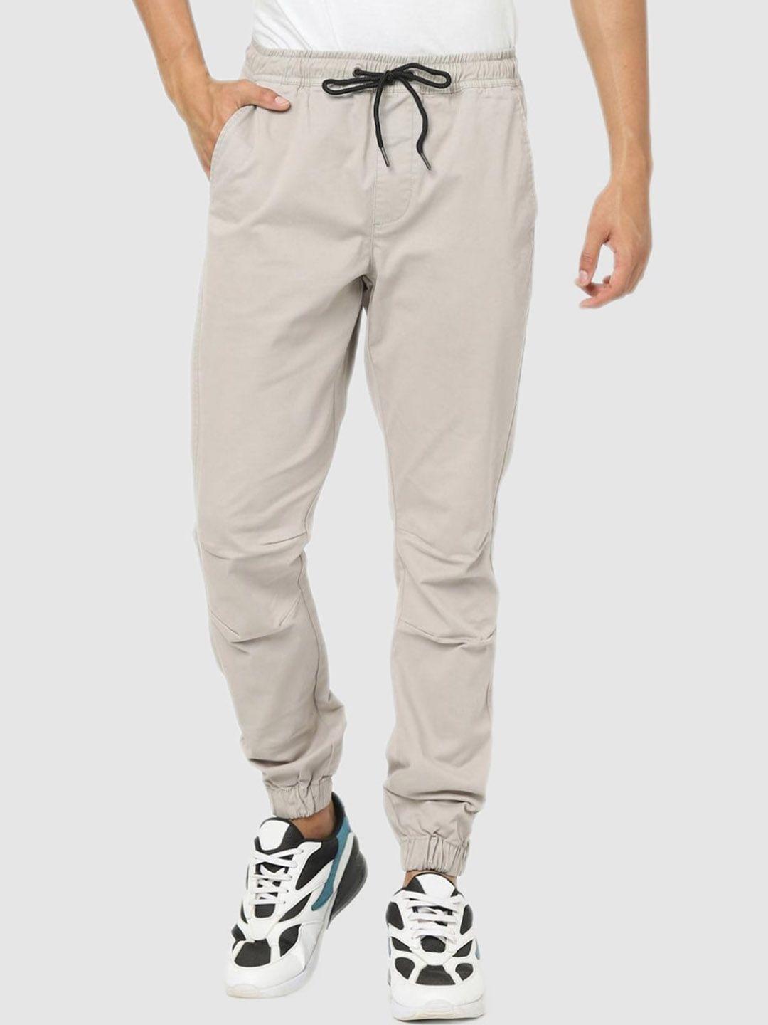 celio men beige classic joggers trousers