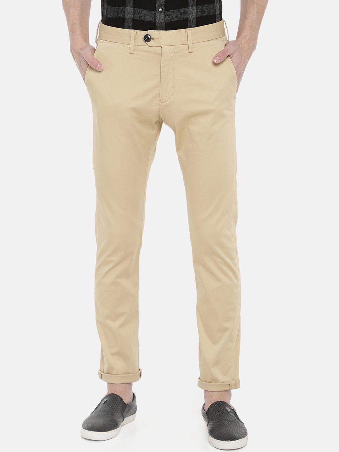 celio men beige slim fit solid regular trousers