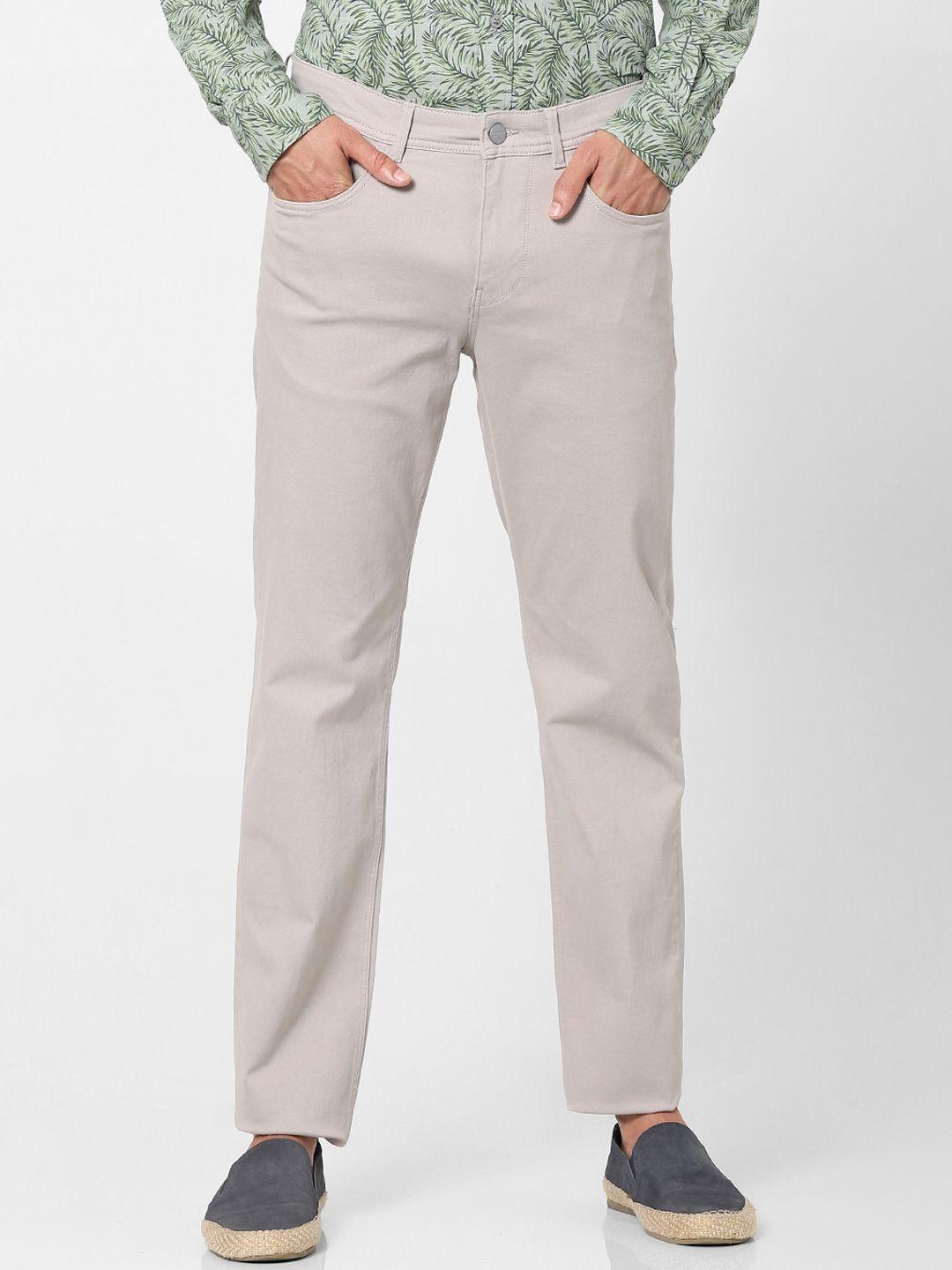 celio men beige slim fit trousers