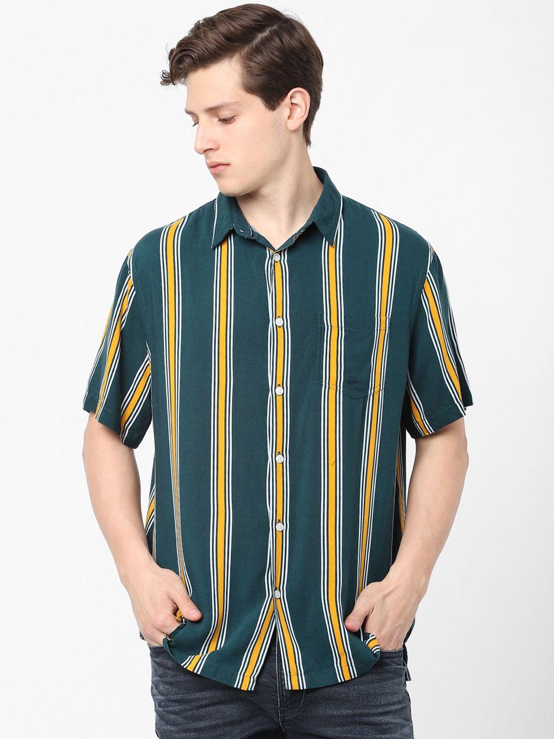 celio men green & yellow striped casual shirt