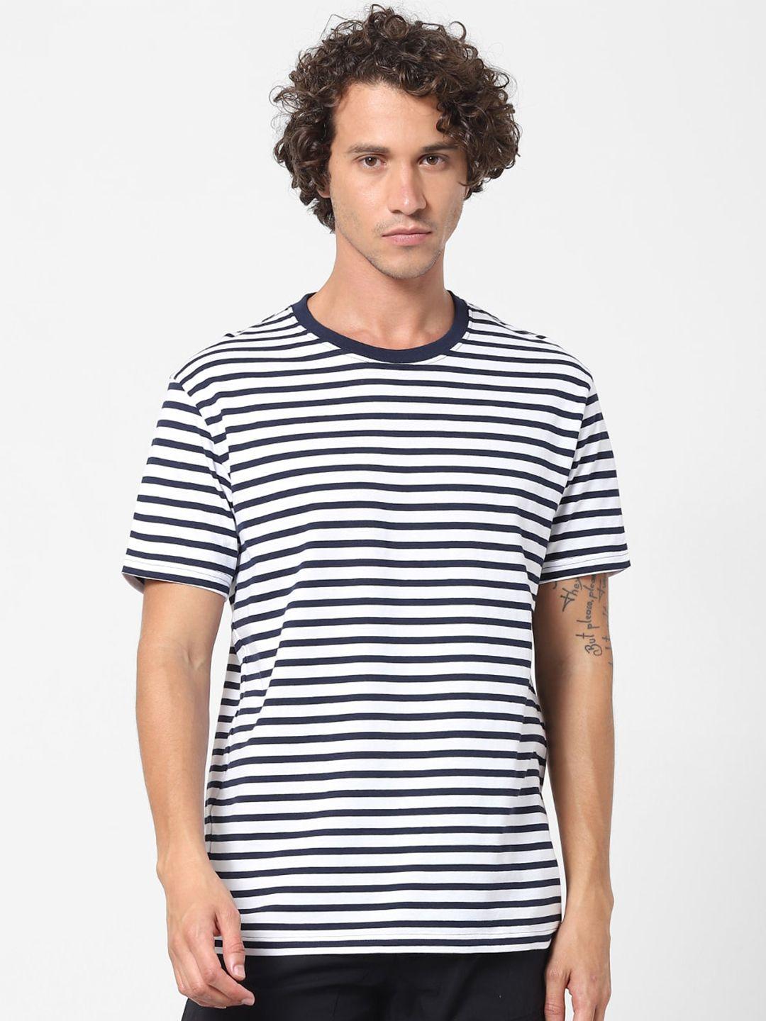 celio men navy blue  white horizontal striped cotton pure cotton t-shirt