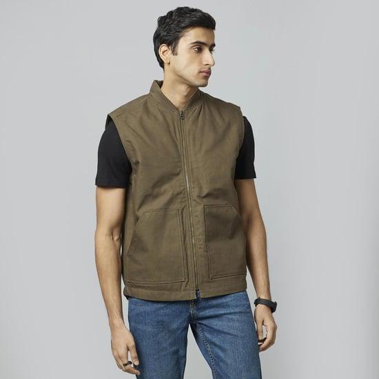 celio men solid sleeveles jacket