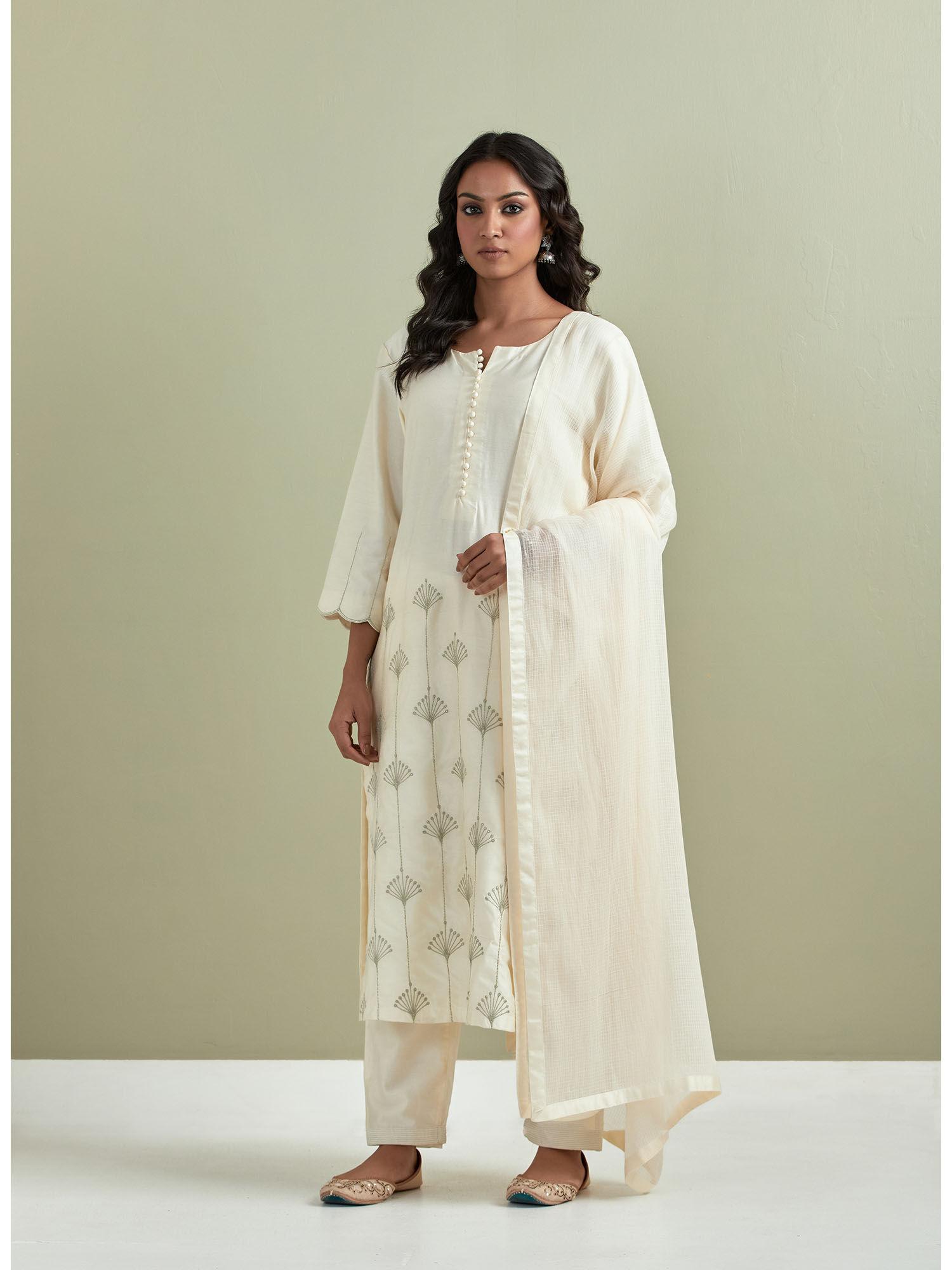 chanderi embroidered off white kurta with pant and dupatta (set of 3)