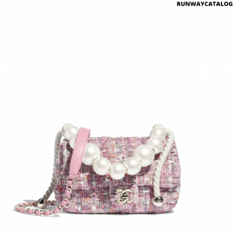 chanel classic mini pink flap bag