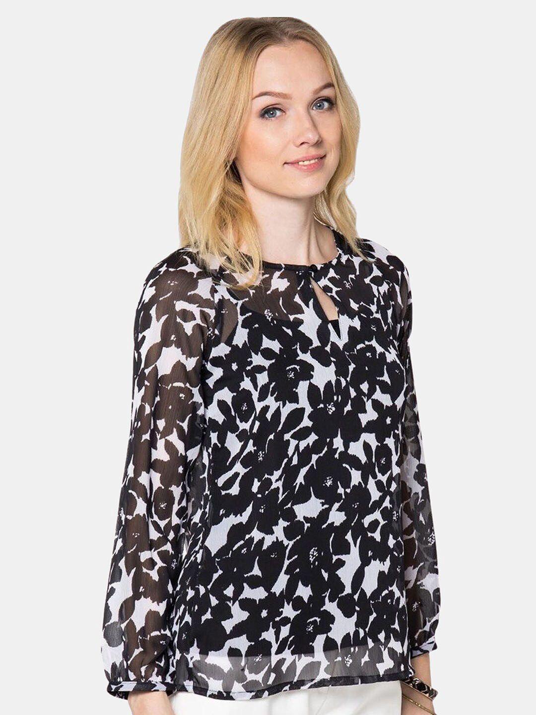 chanira la parezza floral printed keyhole neck regular top