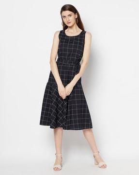 checked a-line dress with round neck