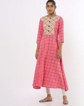 checked a-line kurta with contrast yoke