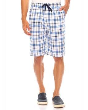 checked bermudas with insert pockets