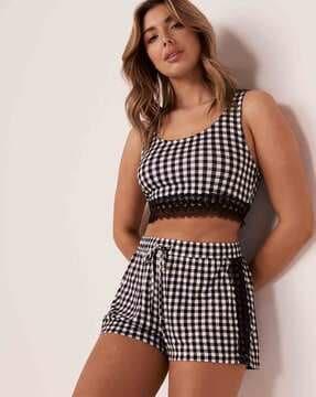 checked camisole with lace