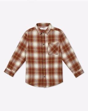 checked cotton spread-collar shirt