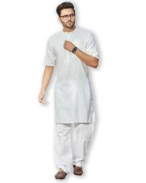 checked long kurta with patch pocket