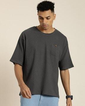 checked loose fit round-neck t-shirt