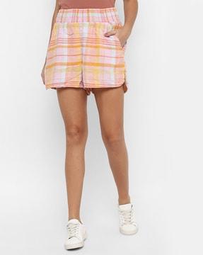 checked mid-rise shorts