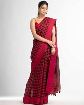 checked pattern saree with contrast pallu