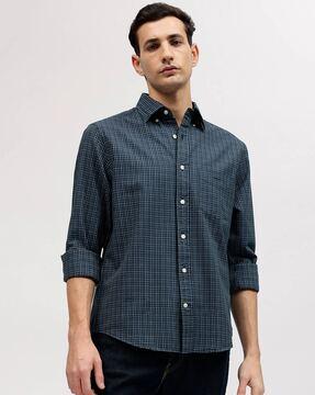 checked regular fit shirt with patch pocket