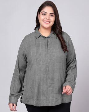 checked roll-up sleeves shirt