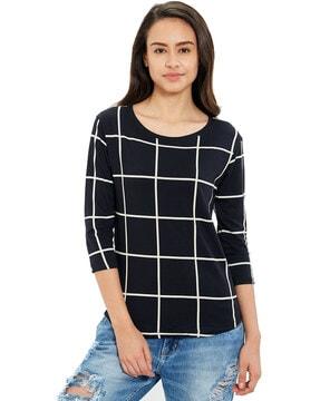 checked round-neck t-shirt