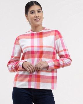 checked round-neck top