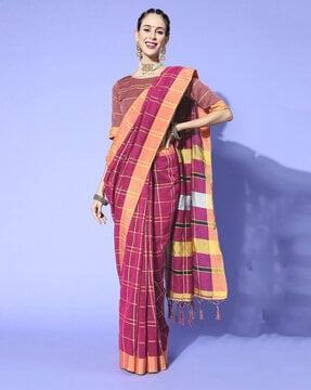 checked saree with contrast border & tassels