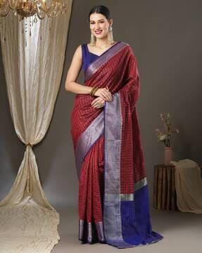 checked saree with contrast border