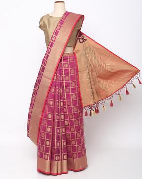 checked saree with floral motif