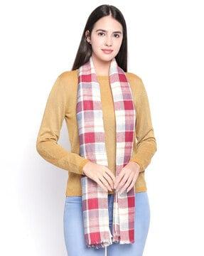 checked scarf with fringes