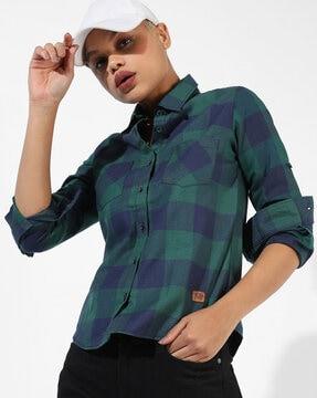 checked shirt with button-patch pockets