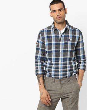 checked shirt with buttoned patch pocket