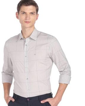 checked shirt with spread collar