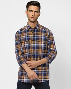 checked shirt with spread collar