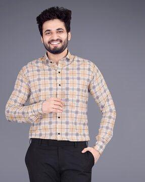 checked shirt with spread collar