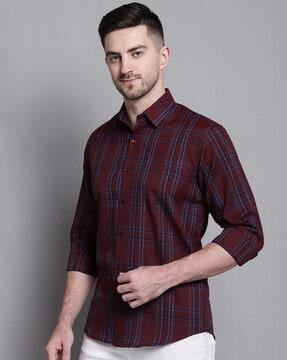 checked shirt with spread collar