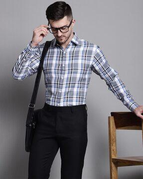 checked shirt with spread collar