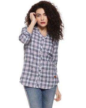 checked shirt with spread collar