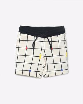 checked shorts with drawstring waist