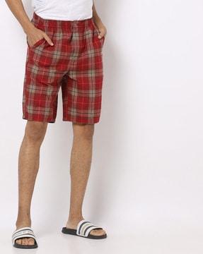 checked shorts with insert pocket