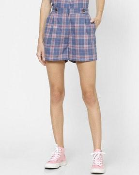 checked shorts with insert pockets