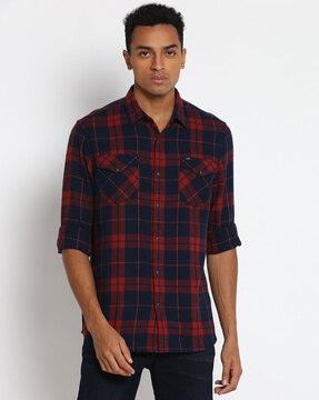checked slim fit shirt with buttoned flap pockets