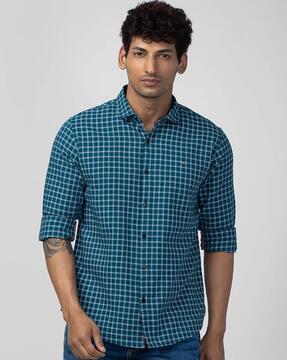 checked slim fit shirt with spread collar