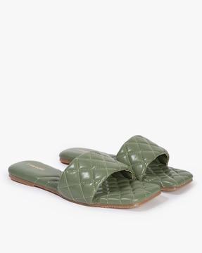 checked slip-on flat sandals