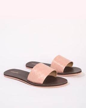 checked slip-on flat sandals